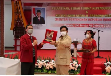 Prabowo Nilai Keputusan Jokowi di Bidang Hankam Cemerlang 