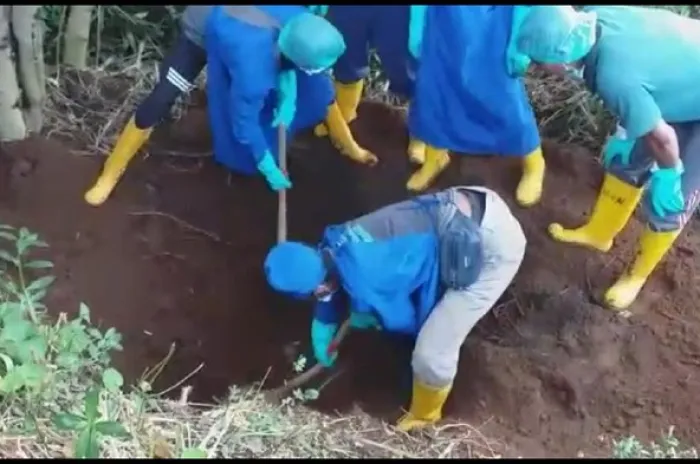 Karena Diduga  Curi Sayur, Warga Garut Sempat Dikubur Hidup-hidup