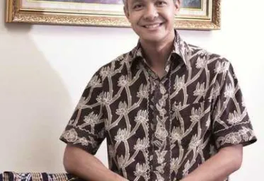 Beranikah Ganjar Tinggalkan PDIP Demi Pilpres 2024 