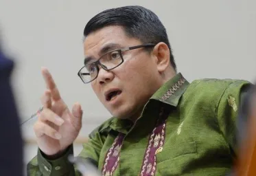 Menurut Habiburokhman Polisi Harus Izin Jokowi Untuk Panggil Arteria Dahlan