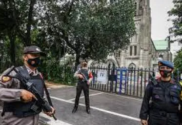 Polri Terjunkan 44582 Personel Untuk Amankan Gereja Saat Natal