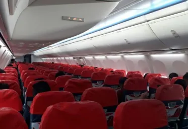 Imbas PPKM Hingga Kini Lalu Lintas Penerbangan Belum Pulih  