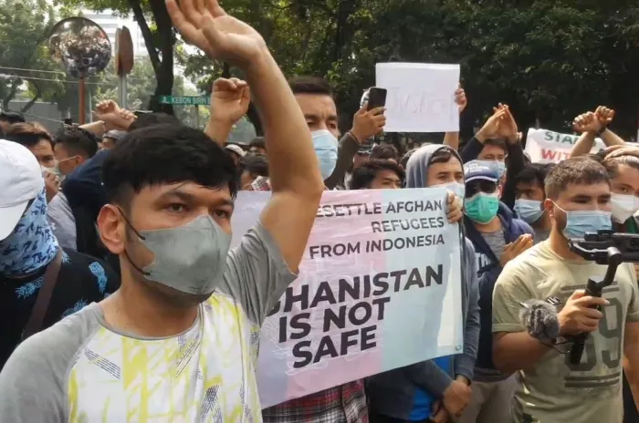 Pengungsi Afghanistan Terlibat Kericuhan  Dengan Aparat Kepolisian