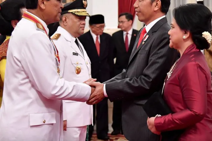 Hari Ini  Jokowi Lantik Sultan HB X Sebagai Gubernur Yogyakarta Periode 2022-2027