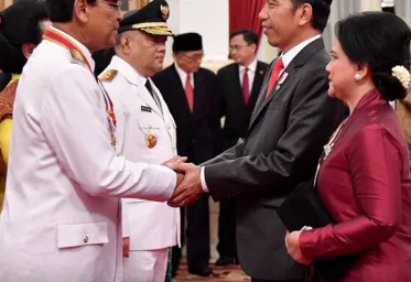 Hari Ini  Jokowi Lantik Sultan HB X Sebagai Gubernur Yogyakarta Periode 20222027