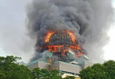 Kebakaran Jakarta Islamic Center Diduga Berasal Dari Percikan Las