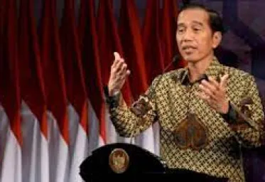 Presiden Jokowi Minta Semua Harus Taat Aturan Dalam Proses Pencopotan Hakim MK Aswanto