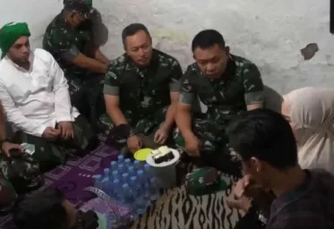 Para Korban Tragedi Kanjuruhan di RSSA Malang Dikunjungi KSAD Dudung