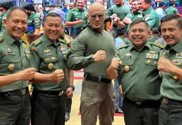 Desakan Pangkat Tituler Deddy Corbuzier Dicabut Mendapat Tanggapan Calon Panglima TNI
