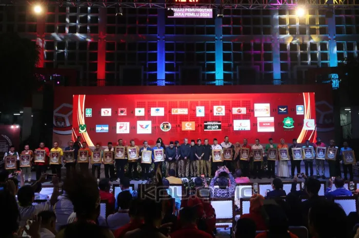 Rekaman Percakapan  Yang  Diduga Pejabat KPU Soal Tak Loloskan 