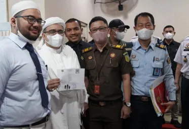 Setelah Dibebaskan HRS  Nyatakan Pembebasannya Bukan Pemberian Parpol Dan Kekuasaan