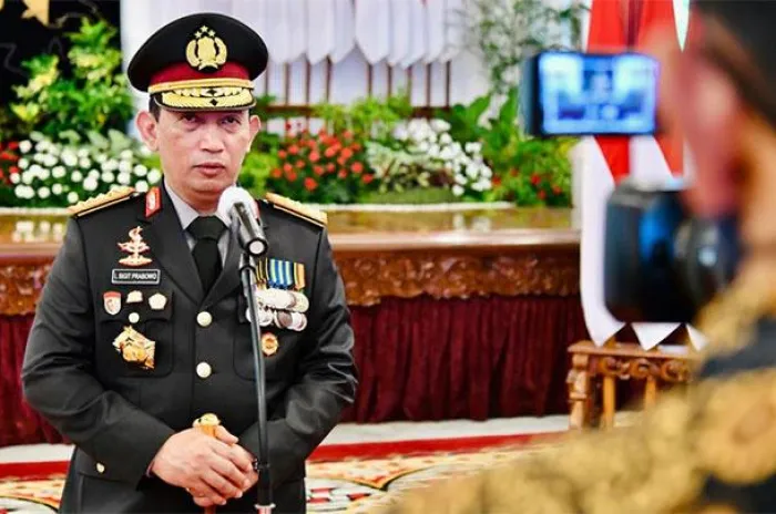 Kapolri  Menolak Pengunduran Diri Ferdy Sambo 