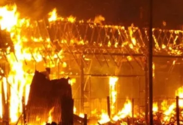 Teror Pembakaran  Rumah Dan Gedung Sekolah Terajdi Di Jember