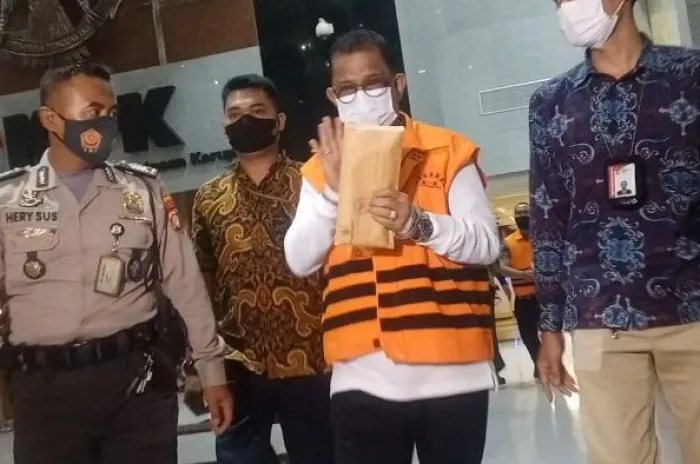 KPK Telisik  Aliran Dana Walkot Ambon Richard Yang Diduga Terkait Izin Kontraktor