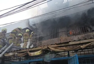 Dua Orang Tewas Dalam Kebakaran Toko Di Kemayoran Jakarta Pusat