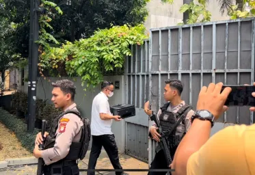 Terkait Dugaan Pemerasan  Polisi Geledah Dua Rumah Firli Bahuri