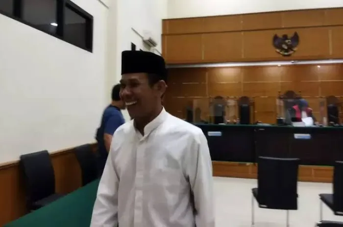 Seorang Kades di Banten Korupsi Rp 925 Juta  Habis Untuk Nyawer LC Tiap Hari