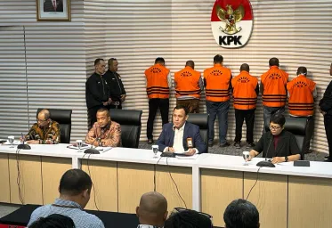 KPK Tetap 6 Tersangka Pasca OTT KPK  di Sorong