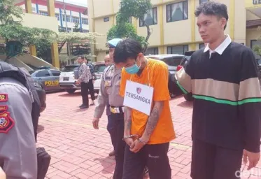 Alung Membunuh Pacarnya Karena Menolak Diputus