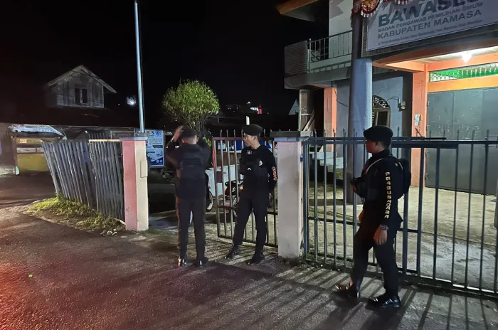 Patroli Mobile Sistem Polres Mamasa di Malam, Dukung Aktivitas Pagi Yang Bersemangat 