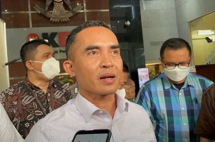 Jadi Tersangka Gratifikasi, Mantan Kepala Bea Cukai DIY Penuhi Panggilan KPK