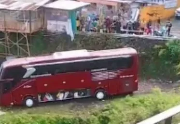 Kecelakaan Bus di Guci Bukan Karena Rem Tangan Dimainkan Bocah
