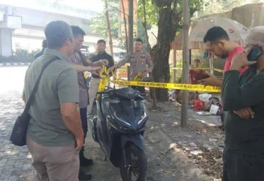 Seorang Warga Dikeroyok Dirampok Saat Sekarat Lalu Tewas di Got