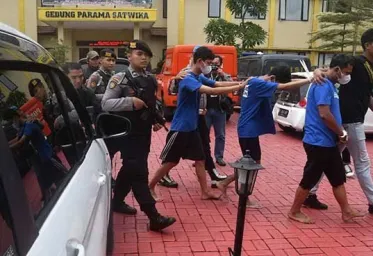 Polisi Tangkap 3 Pelaku Penyalahgunaan BBM Bersubsidi di Bogor 