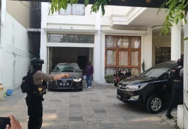  KPK Sita Rumah SYL di Jakarta Selatan 