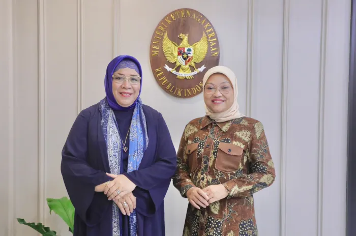 Menaker dan Dubes Indonesia untuk Kuwait Bahas Perkembangan Kerja Sama Penempatan Tenaga Kesehatan