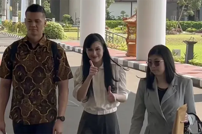 Artis Sandra Dewi Diperiksa  Kejagung Terkait Kasus Korupsi Rp 271 Triliun