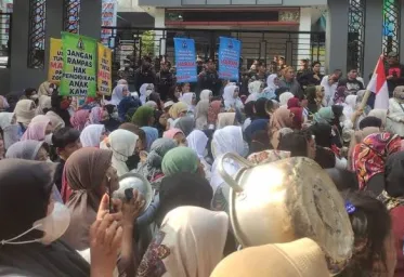 Manipulasi Nilai  Rapor 51 Siswa SMP Depok Gagal Masuk SMAN