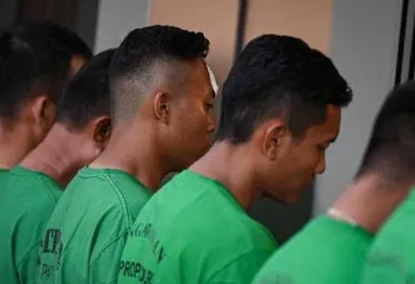 KKEP Berikan Sanksi Tiga Brimob Penumpang Rantis Pelindas Affan Diberi Sanksi Untuk Minta Maaf