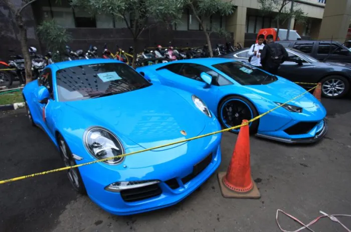 12 Mobil Mewah Hasil Sitaan Dari Doni Salmanan Dilelang Kejagung, Ada Porche & Lamborghini