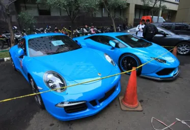 12 Mobil Mewah Hasil Sitaan Dari Doni Salmanan Dilelang Kejagung Ada Porche  Lamborghini