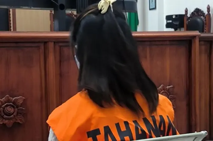 Hakim Vonis Wanita Penyedia Anak Untuk Mantan  Kapolres Ngada 11 Tahun Penjara