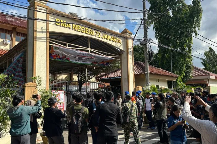 Sosok Terduga Pelaku  Ledakan di SMA 72 Dibeberkan Polisi