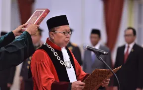  Hakim MK Arsul Sani  Dilaporkan ke Bareskrim Terkait  Dugaan Ijazah Palsu