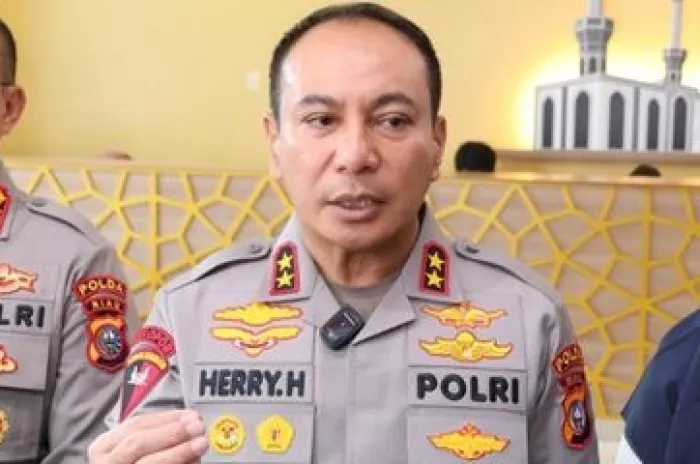 Kapolsek Bukit Raya Dicopot Buntut Debt Collector Ngamuk di Kantor Polisi