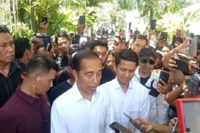 Hari Ini Jokowi Jalani Sidang Gugatan Ijazah dan Mobil Esemka