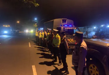 Polres Pasuruan Gencarkan Patroli Malam Cegah Premanisme dan Geng Motor Oprasi Pekat ll semeru 2025