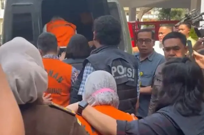 Polisi Tahan Tiga Tersangka Kasus Kematian Mahasiswi PPDS Undip 