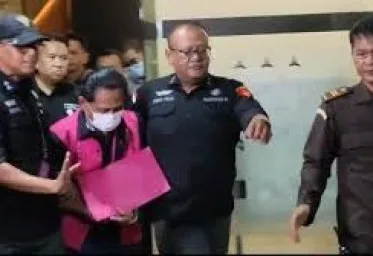 Hari Ini Dakwaan Mantan Ketua PN Surabaya di Kasus Ronald Tannur Dibacakan