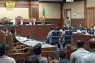 Rossa Purbo  Mengecam Febri Diansyah di Sidang Hasto