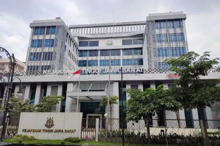 Kejati Jabar Tahan Kadispora Kota Bandung Terkait Kasus Korupsi Hibah Rp 6,5 M