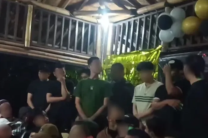 Polisi Tangkap 75 Orang Terlibat Pesta Gay  di Puncak Bogor