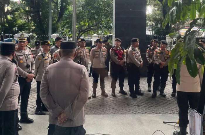Sidang Hasto Diwarnai Demo, 1.082 Personel Gabungan Kawal Persidangan 