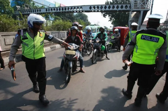 Ribuan Pengendara Ditilang Dalam Hari Pertama Operasi Patuh, Mayoritas ETLE
