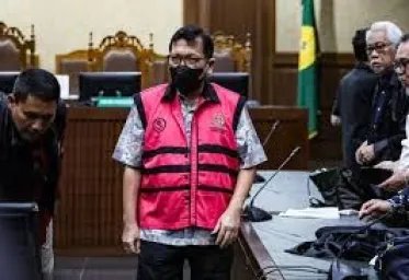 Hakim Perberat Hukuman Zarof Rica Menjadi 18 Tahun Bui Dalam Putusan Banding