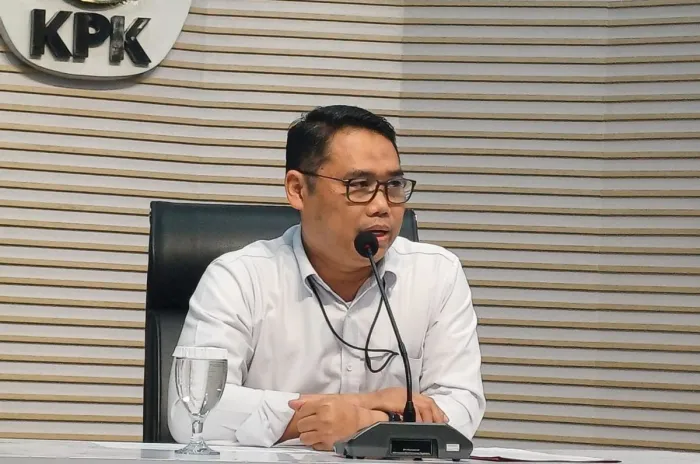 Ada 100 Agen Travel  Lebih 0Yang Diduga Terlibat Pengurusan Kuota Haji